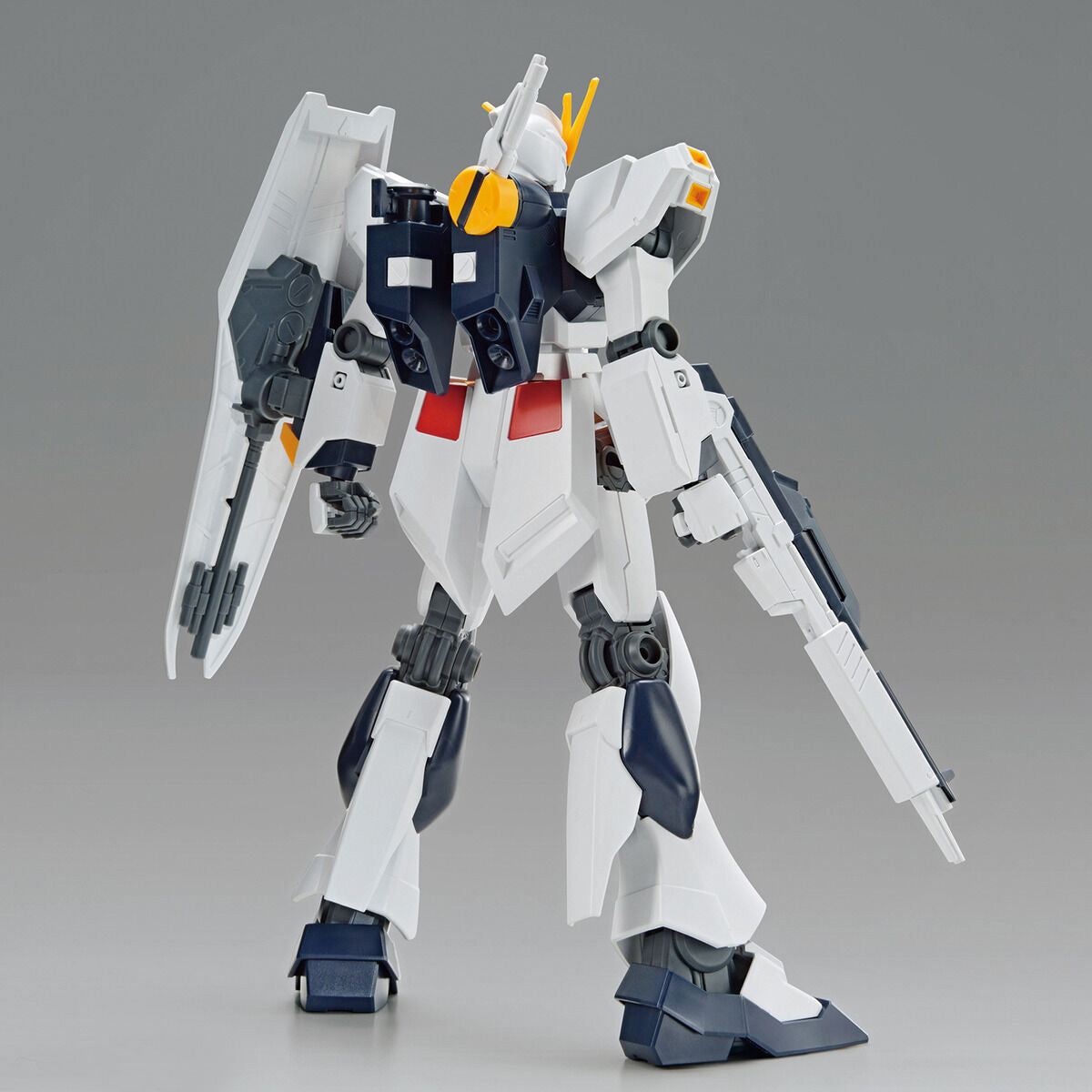 Bandai EG 1/144 ν Gundam (3L)